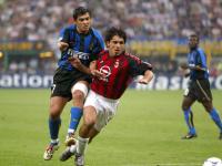 清晨欧超杯焦点战，AC米兰豪取连胜，底气十足，更衣室氛围转暖(欧超杯现场直播免费观看)-爱游戏直播官网